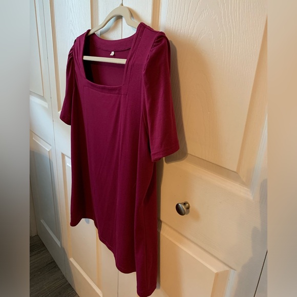 Womens Square Neck Tee, Large, Great Condition - Picture 3 of 10